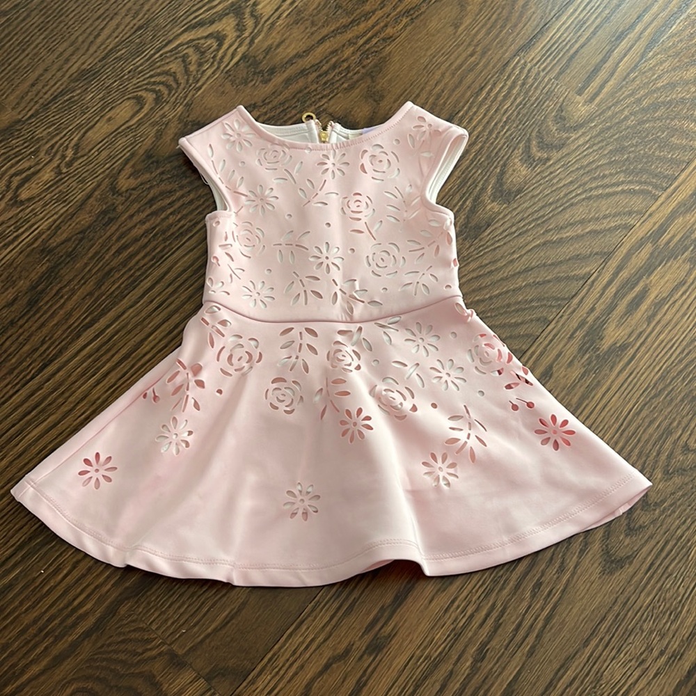 Excellent condition girls size 2 dress pink